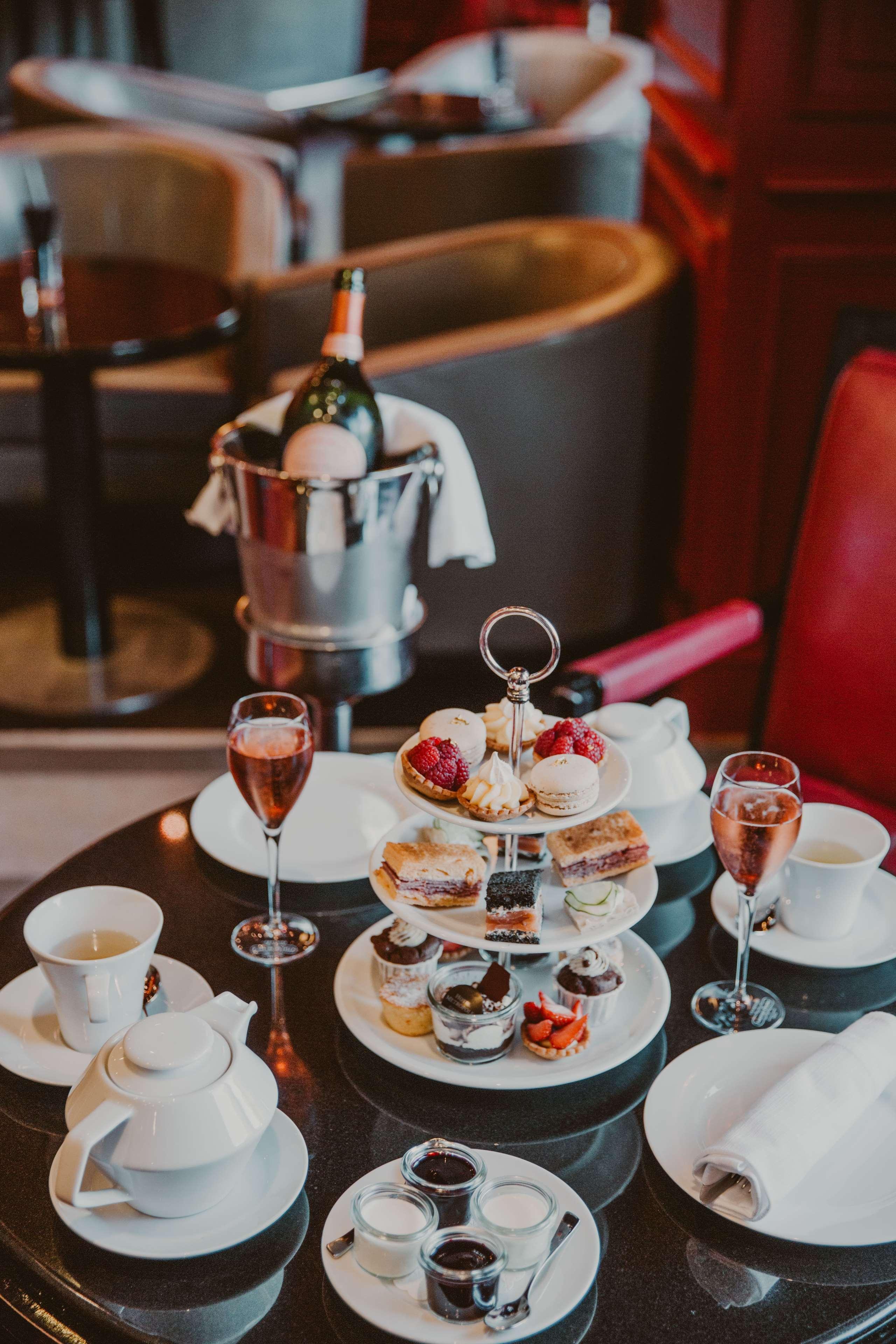 Metropole 5* Genf